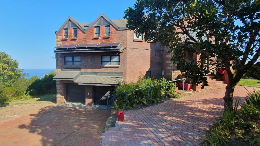 5 Bedroom Property for Sale in Herolds Bay Western Cape